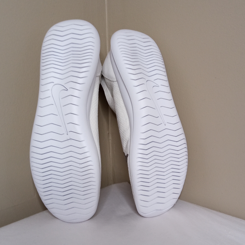 Nike Gakou Flyknit DIY White RARE Release 2017 Special Projects 1… - Picture 8 of 9
